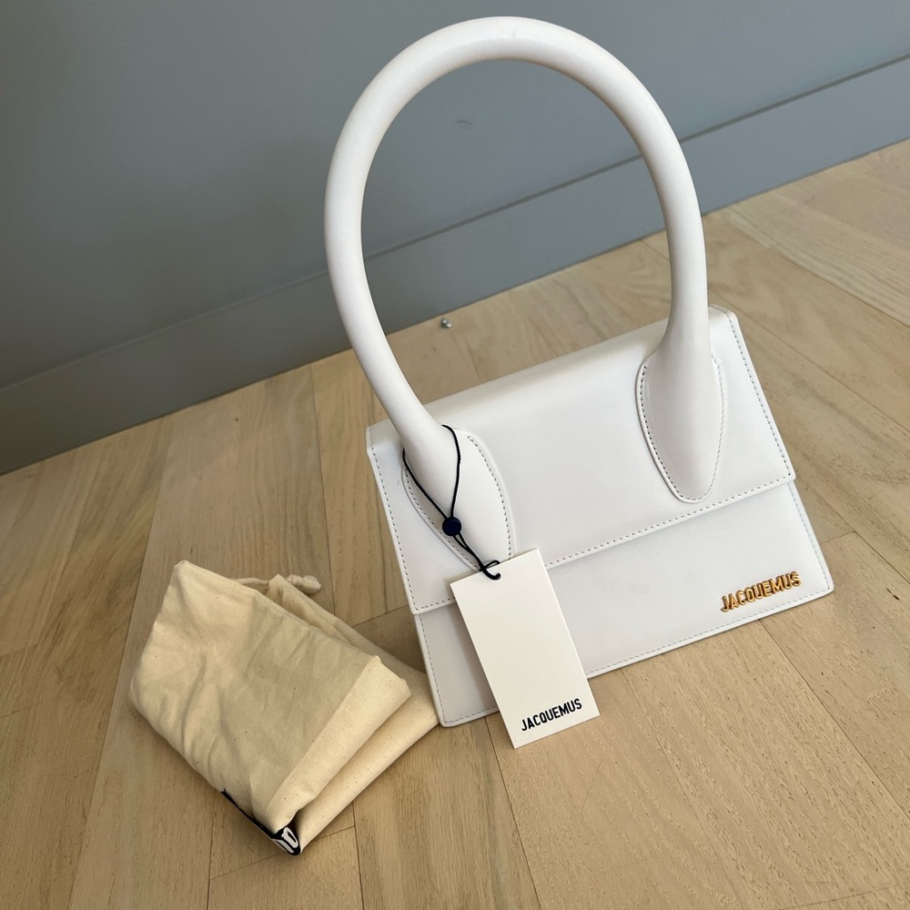 Jacquemus Le grand chiquito white